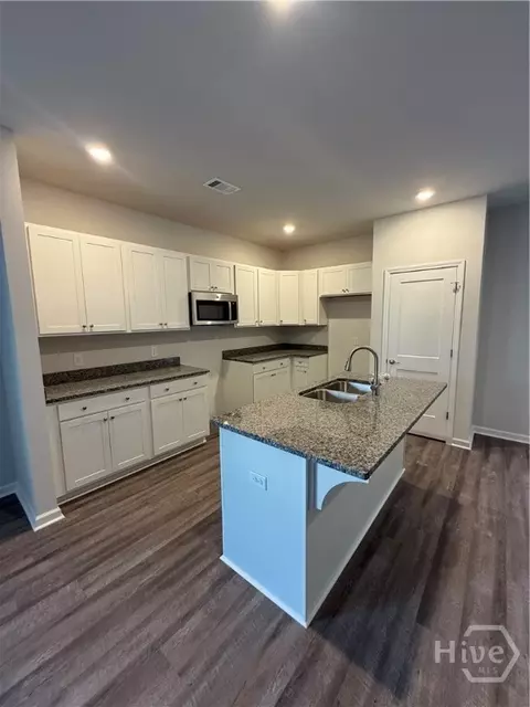 Kitchen - 116 Founders Dr, Rincon, GA 31326 photo 2 of 2