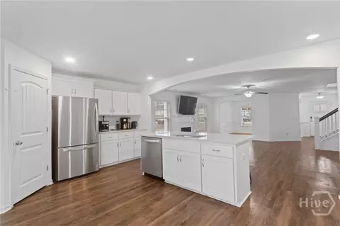 Entry Way - 109 E Long St, Rincon, GA 31326 photo 1 of 10
