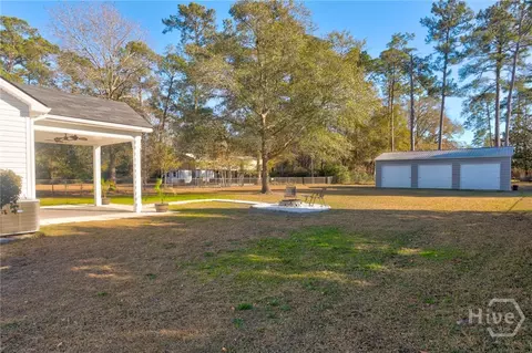 Exterior - 109 E Long St, Rincon, GA 31326 photo 3 of 5
