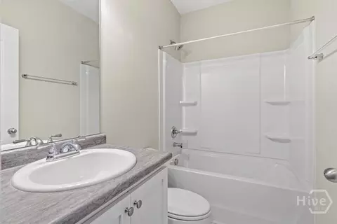 Bath - 4 Cottonfield Dr, Guyton, GA 31312 photo 1 of 4