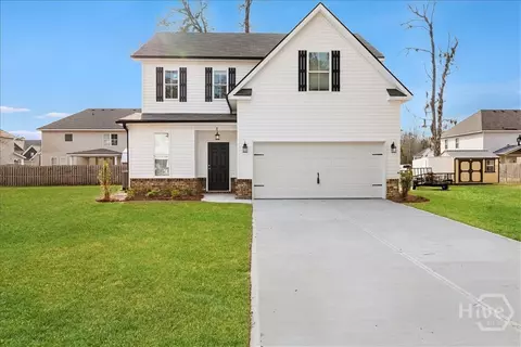8 Oak Aly, Guyton, GA 31312