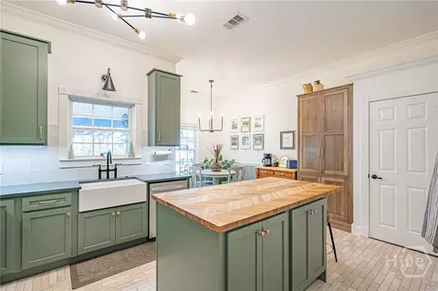 Kitchen - 235 Hawk Hammock Dr, Springfield, GA 31329 photo 1 of 4