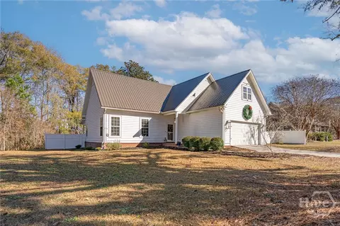 Exterior - 235 Hawk Hammock Dr, Springfield, GA 31329 photo 3 of 8