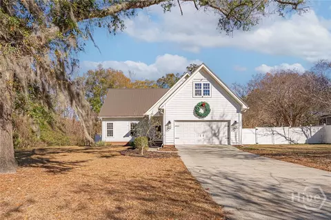 Exterior - 235 Hawk Hammock Dr, Springfield, GA 31329 photo 2 of 8