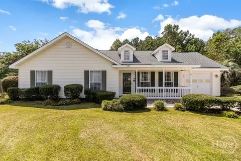 127 Four Oaks Ct, Rincon, GA 31326