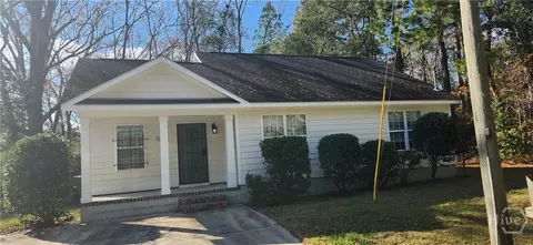 1005 Stark Ave, Savannah, GA 31405
