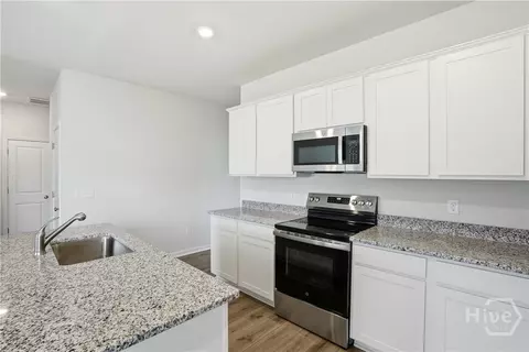 Kitchen - 181 Daylily Dr, Springfield, GA 31329 photo 3 of 3