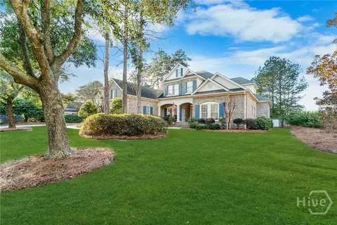 29 Grand Lake Cir, Savannah, GA 31405