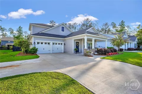 80 Calhoun Ln, Richmond Hill, GA 31324