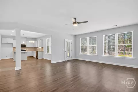Living - 5 Oakmont Dr, Guyton, GA 31312 photo 3 of 3