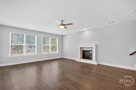 Living - 5 Oakmont Dr, Guyton, GA 31312 photo 1 of 3