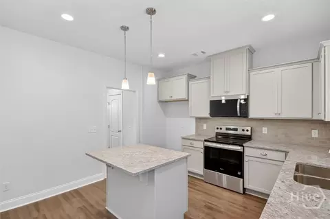 Kitchen - 5 Oakmont Dr, Guyton, GA 31312 photo 3 of 5
