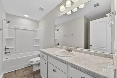 Bath - 4 St Anne Ct, Guyton, GA 31312 photo 7 of 8