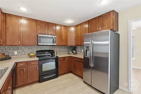 Kitchen - 19 Timber Crest Ct, Savannah, GA 31407 photo 1 of 3