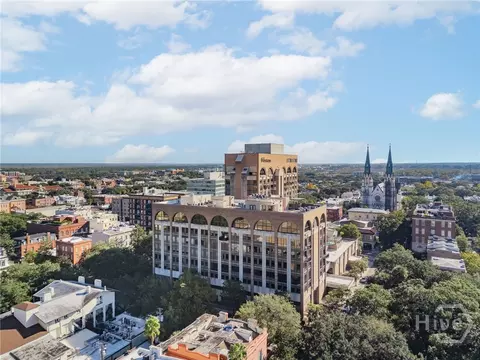 300 Bull St #601, Savannah, GA 31401