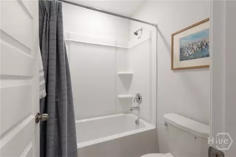 Bath - 768 Blue Moon Xing, Pooler, GA 31322 photo 3 of 4