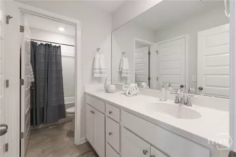 Bath - 768 Blue Moon Xing, Pooler, GA 31322 photo 2 of 4