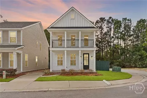 45 Grove Park Dr, Richmond Hill, GA 31324