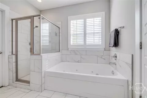 Bath - 119 Danbury Ct, Pooler, GA 31322 photo 2 of 4