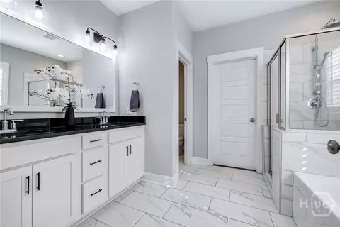Bath - 119 Danbury Ct, Pooler, GA 31322 photo 3 of 4