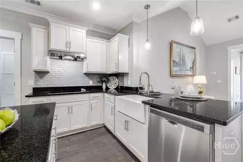 Kitchen - 119 Danbury Ct, Pooler, GA 31322 photo 3 of 5