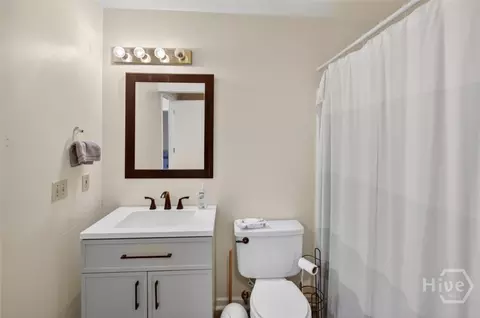 Bath - 13 Longleaf Cir, Pooler, GA 31322 photo 1 of 3
