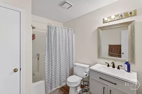 Bath - 13 Longleaf Cir, Pooler, GA 31322 photo 2 of 3