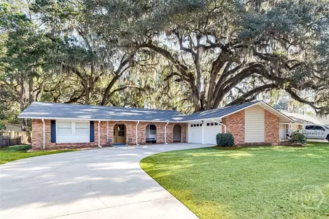 13008 Largo Dr, Savannah, GA 31419