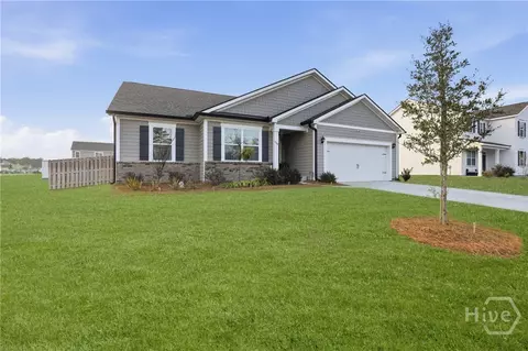 564 Foxtail Dr, Richmond Hill, GA 31324