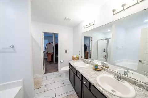 Bath - 105 Williams Dr, Rincon, GA 31326 photo 5 of 7