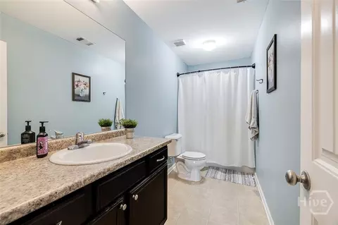 Bath - 112 Bridgewood Dr, Springfield, GA 31329 photo 3 of 3