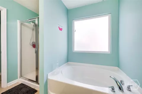 Bath - 112 Bridgewood Dr, Springfield, GA 31329 photo 2 of 3