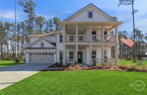 72 Heron Creek Dr, Richmond Hill, GA 31324