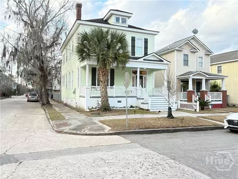 835 E Duffy St, Savannah, GA 31401