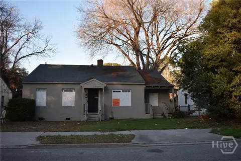 1306 E 54th St, Savannah, GA 31404