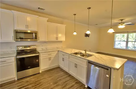 Kitchen - 455 Bluff Rd, Jesup, GA 31545 photo 2 of 3