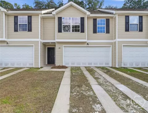 19 Orchid Ln, Savannah, GA 31419
