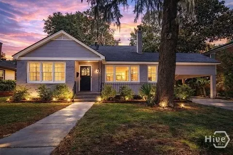 8 W 52nd St, Savannah, GA 31405