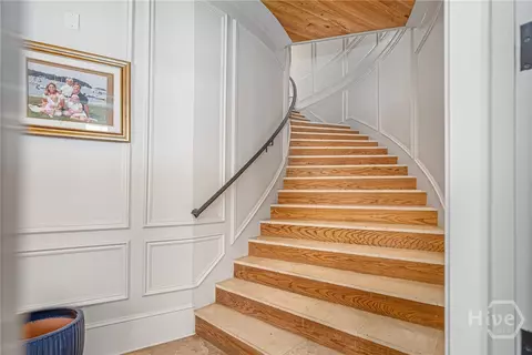Entry Way - 108 Commodore Dr, Savannah, GA 31410 photo 5 of 5