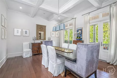Dining - 108 Commodore Dr, Savannah, GA 31410 photo 3 of 4