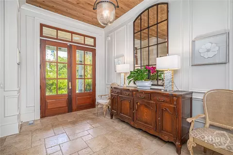 Entry Way - 108 Commodore Dr, Savannah, GA 31410 photo 1 of 5