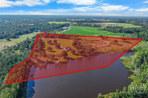 498 Walter L Dasher Rd, Glennville, GA 30427