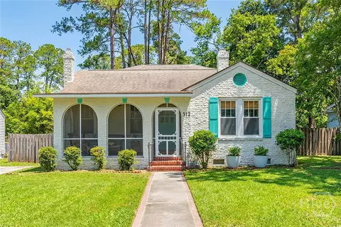 512 E 58th St, Savannah, GA 31405