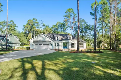 1140 NE Winterberry Dr, Townsend, GA 31331