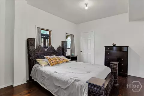 Bedroom - 4 E Back St, Savannah, GA 31419 photo 7 of 8