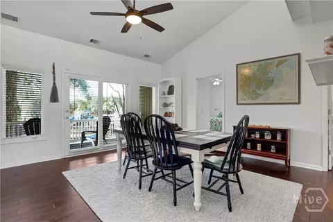 Dining - 4 E Back St, Savannah, GA 31419 photo 2 of 4