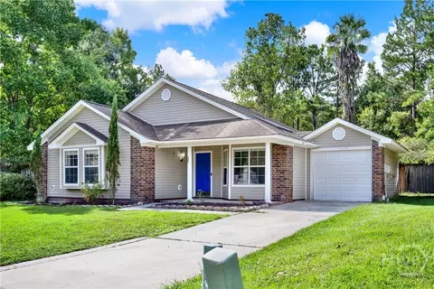 900 Osprey Dr, Richmond Hill, GA 31324