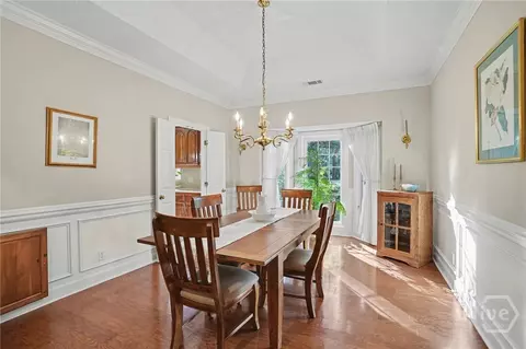 1 Boars Nest Ln, Savannah, GA 31411