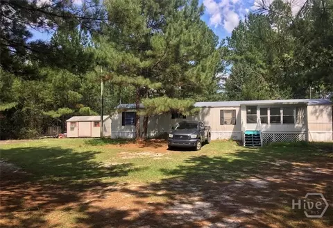 1655 Starling Rd, Pembroke, GA 31321