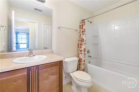 Bath - 116 Ventura Pl, Pooler, GA 31322 photo 4 of 4